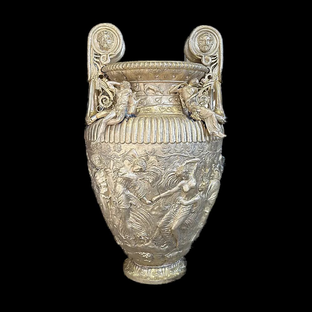 Bronze krater in the workshop, cast after a museum original